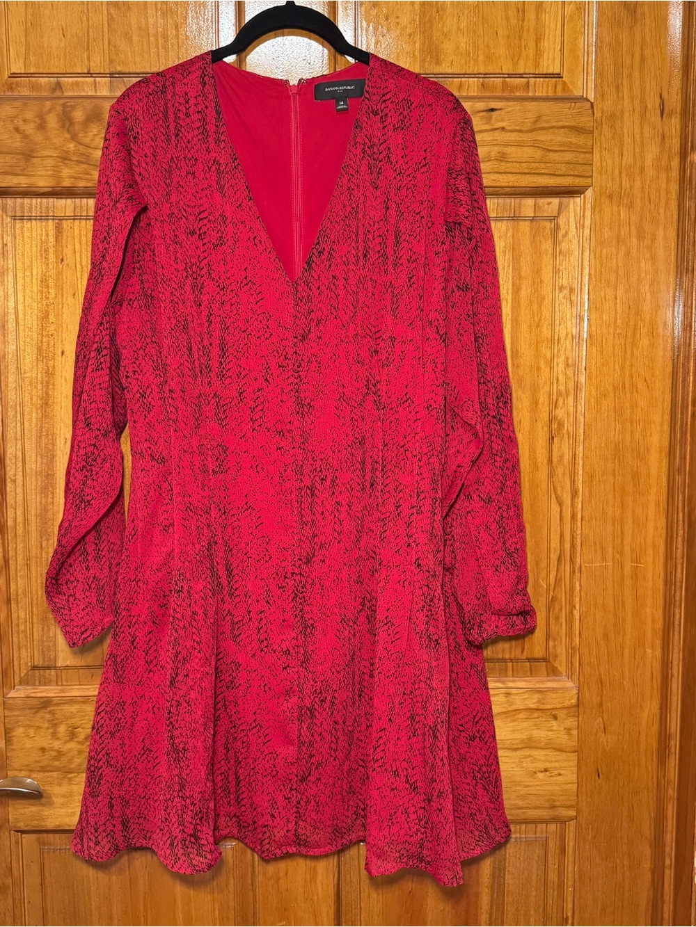Banana Republic Red V-Neck Long Sleeve Mini Dress